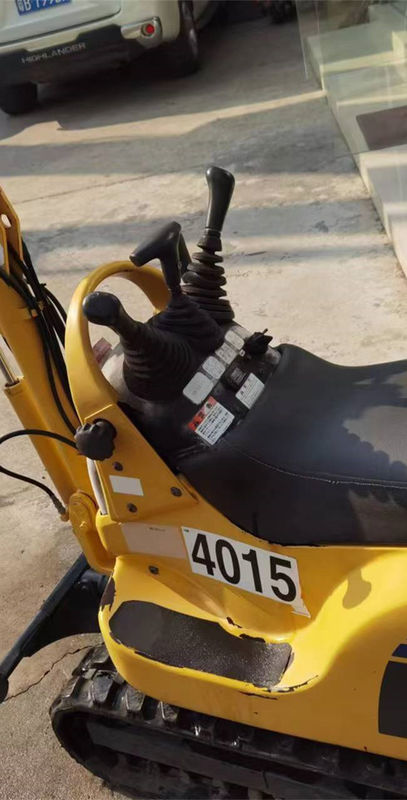 Gebruikte machines voor het verplaatsen van aarde krabbelgraver 0,3 ton hoogwaardige minigraver Komatsu pc 01