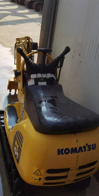 Gebruikte machines voor het verplaatsen van aarde krabbelgraver 0,3 ton hoogwaardige minigraver Komatsu pc 01