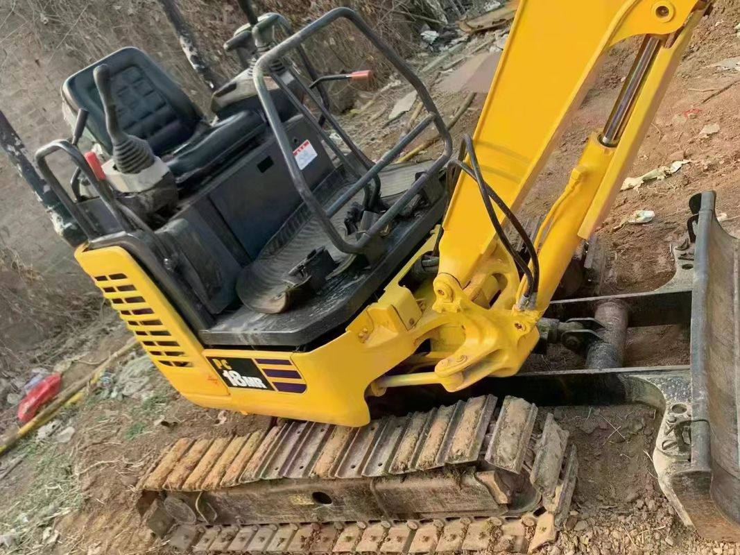 Gebruikte machines voor het verplaatsen van aarde kruipgraver 2 ton hoge kwaliteit minigraver Komatsu pc 18 MR
