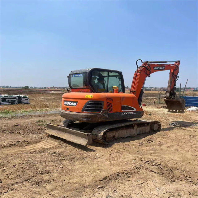 5.5 ton gereed gebruikte graafmachine voor het werk en ervaren gebruikte Korea ingevoerd Doosan DX 55