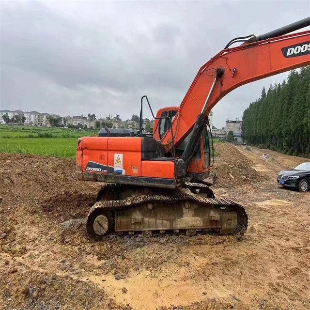 25 ton gereed gebruikte graafmachine voor het werk en ervaren gebruikte Korea ingevoerd Doosan DX 260LC