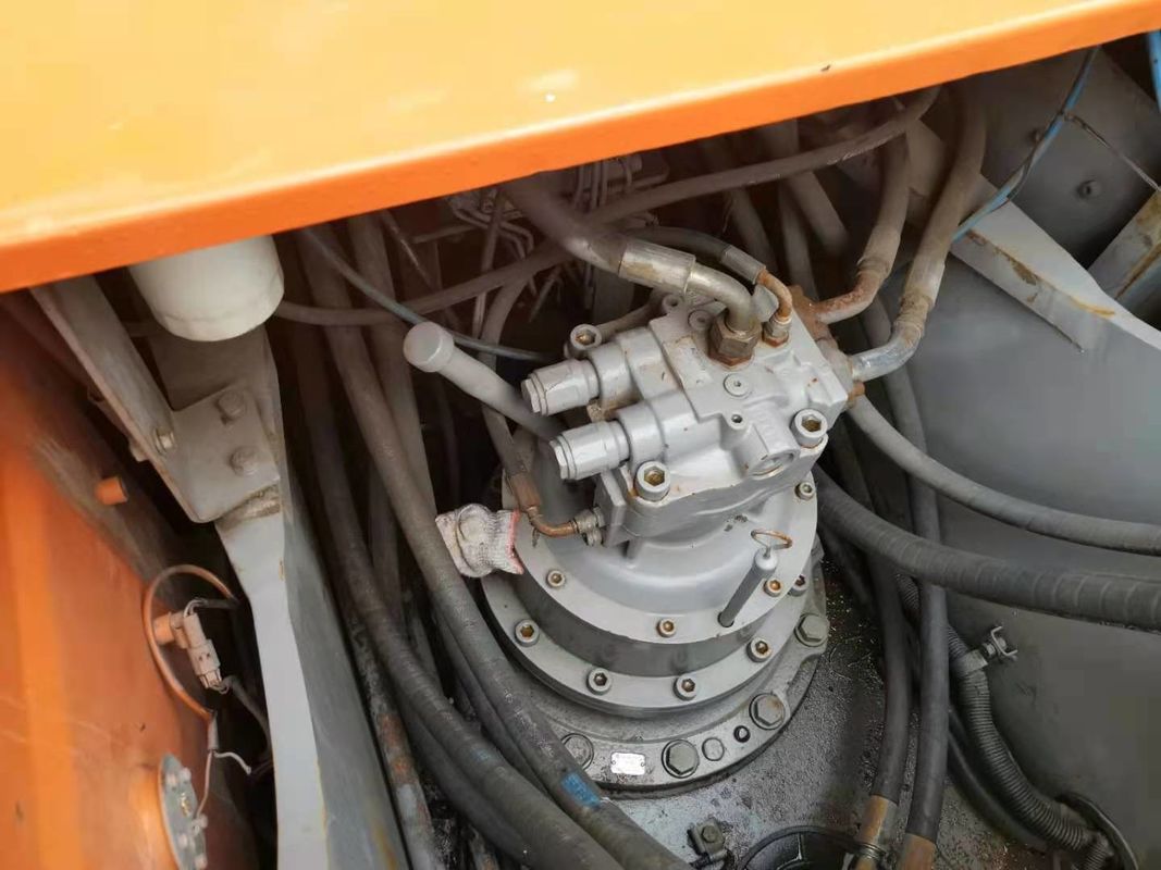 24 ton klaar voor het werk en ervaren Japanse Hitachi 240-3G