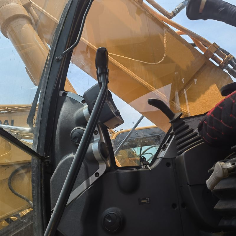 30 ton klaar voor het werk en ervaren Koreaans Hyundai DH305LC-9