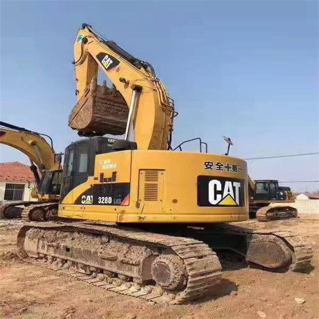 34.7 ton klaar voor gebruik en ervaren Japan Caterpillar 328 D in goede staat.