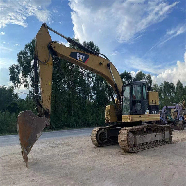 34.7 ton klaar voor gebruik en ervaren Japan Caterpillar 328 D in goede staat.