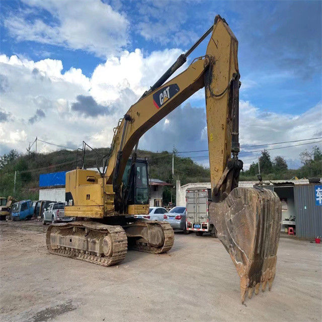 34.7 ton klaar voor gebruik en ervaren Japan Caterpillar 328 D in goede staat.