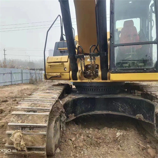 47.8 ton klaar voor gebruik en ervaren Japan Caterpillar 349 E in goede staat.