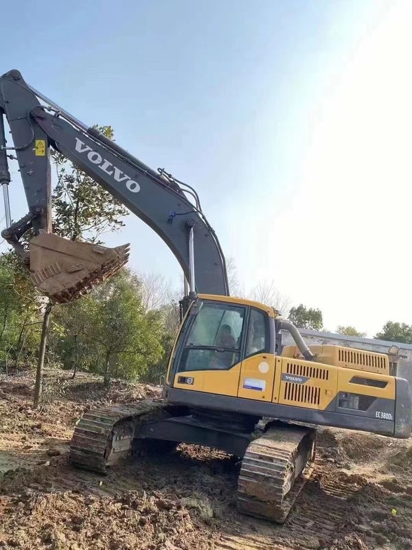 Zweden geïmporteerde hoge kwaliteit Volvo EC380 kruipgraafmachine gebruikt bijna nieuw