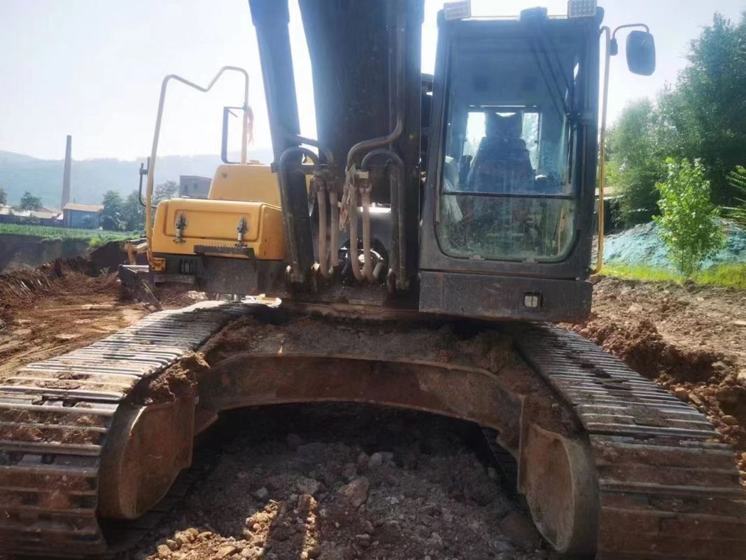 Zweden geïmporteerde hoge kwaliteit Volvo EC380 kruipgraafmachine gebruikt bijna nieuw