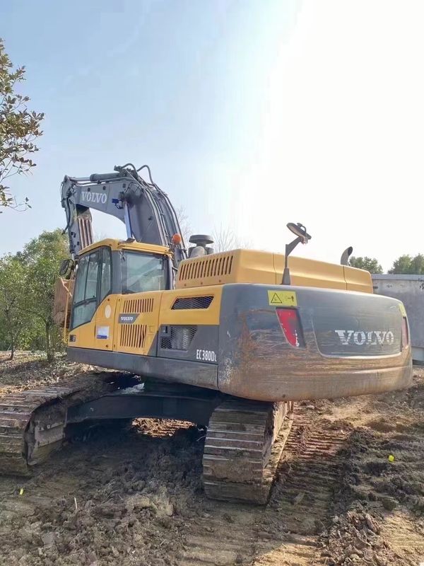 Zweden geïmporteerde hoge kwaliteit Volvo EC380 kruipgraafmachine gebruikt bijna nieuw