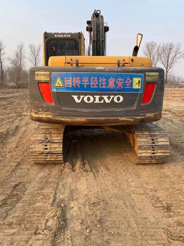 Zweden ingevoerd hoge kwaliteit Volvo EC140BL crawler graafmachine gebruikt bijna nieuw 100% klaar