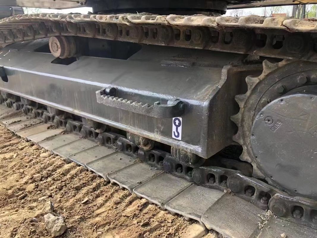 Zweden geïmporteerde hoogwaardige Volvo EC140D crawler graafmachine gebruikt bijna nieuw 100% klaar