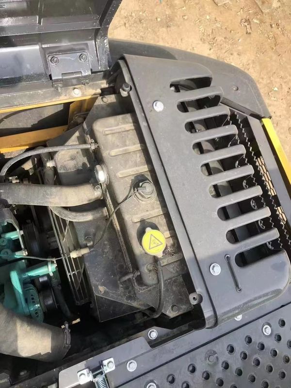 Zweden geïmporteerde hoogwaardige Volvo EC140D crawler graafmachine gebruikt bijna nieuw 100% klaar