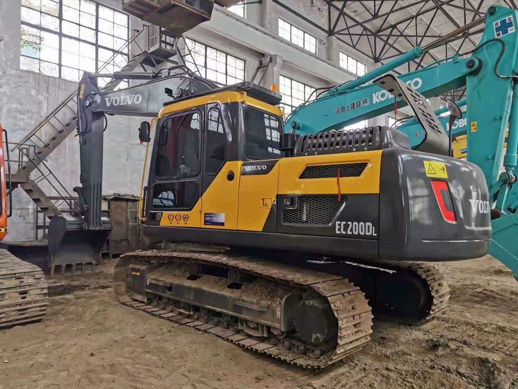 Zweden geïmporteerde hoogwaardige Volvo EC200DL crawler graafmachine bijna nieuw gebruikt 100% klaar