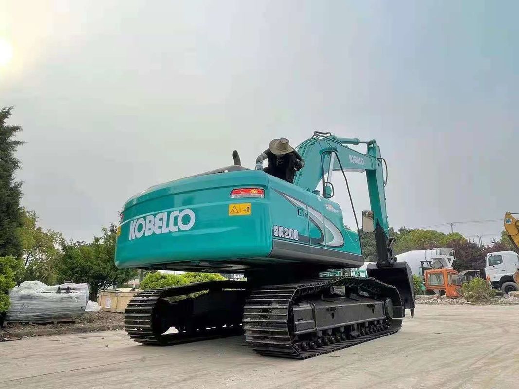 Gebruikte Kobelco SK200 Crawler graafmachine te koop. 20 ton tweedehands graafmachine uit China.