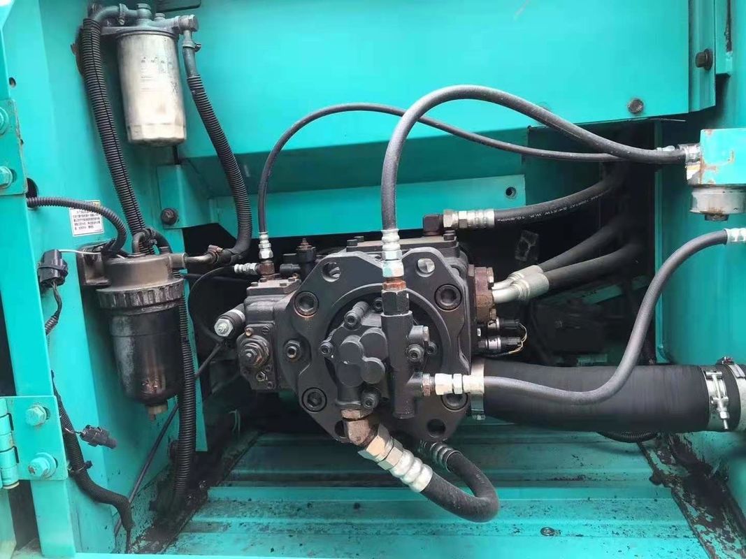 Gebruikte Kobelco SK200 Crawler graafmachine te koop. 20 ton tweedehands graafmachine uit China.