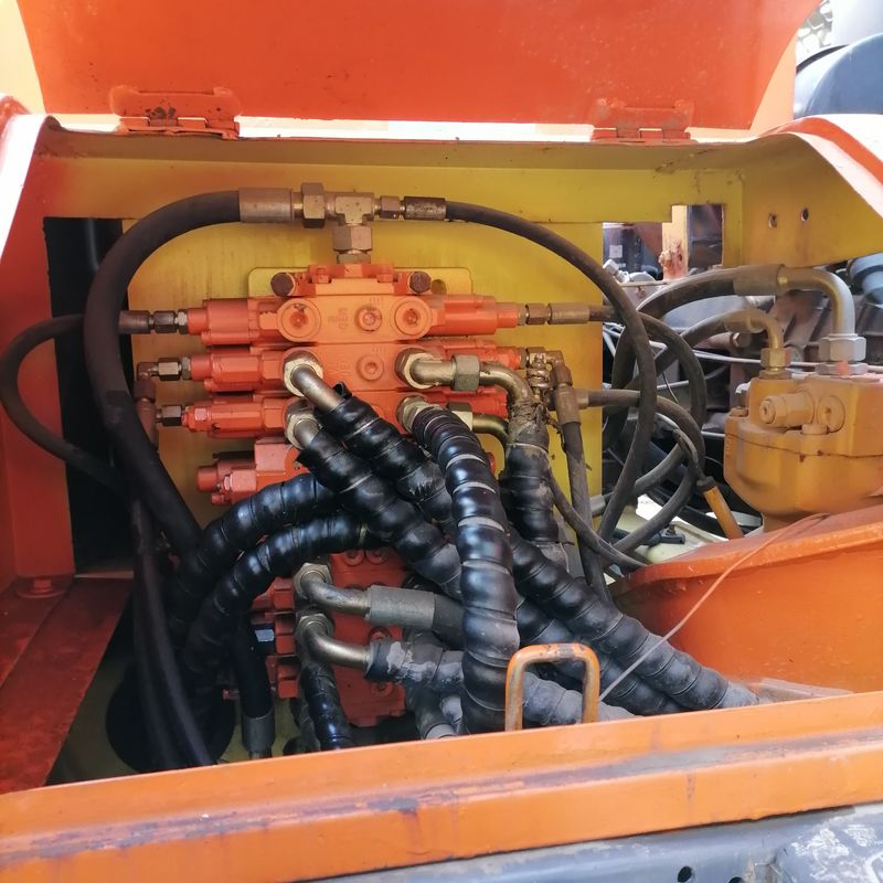 5 ton Korea geïmporteerd 90% nieuwe Doosan DX 60W Gebruikte wiel graafmachine met hoge kwaliteit en beste prestaties te koop
