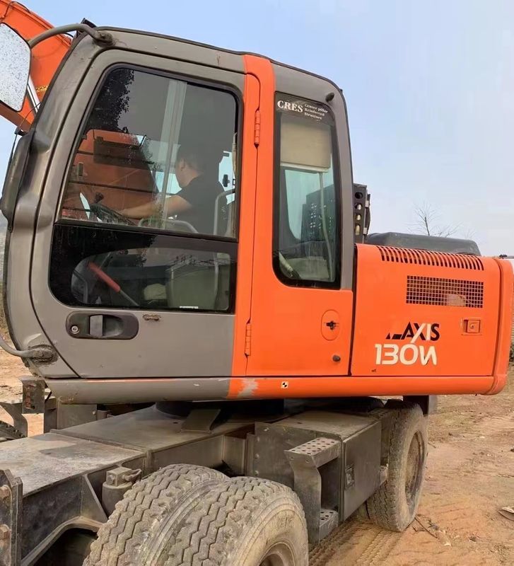 14 ton Japan geïmporteerd 90% nieuwe Hitachi ZX 130W Gebruikte wiel graafmachine met hoge kwaliteit en beste prestaties te koop