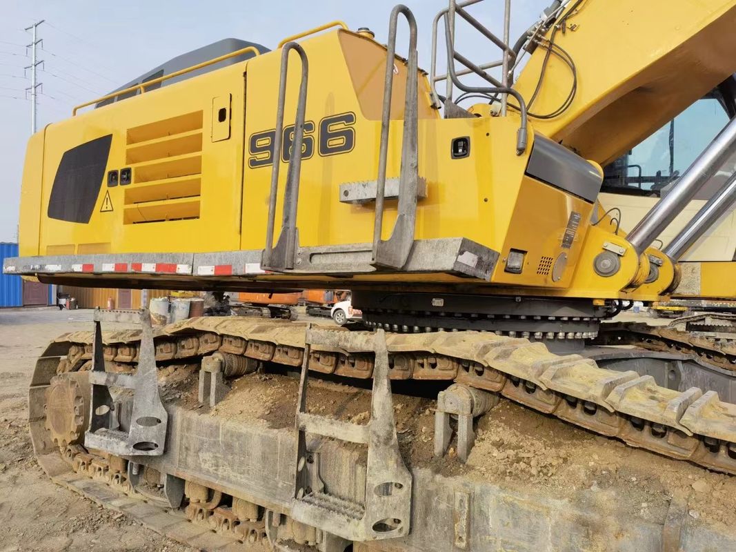 Gebruikte Liebherr R966 klaar voor werk en ervaren Duits ingevoerd in goede staat.