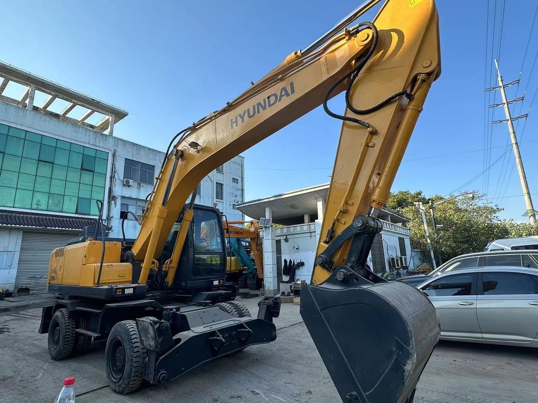 21.2 ton Hyundai 210W-7 Gebruikte wielgraafmachine Bucket capaciteit 1.34m3
