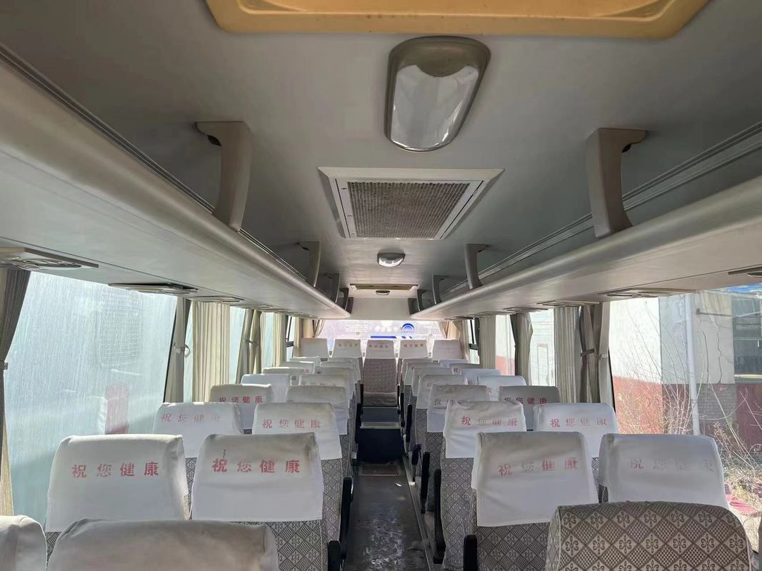 Gebruikte bus met 40 zitplaatsen van hoge kwaliteit gemaakt in China YuTong Bus met een jaar garantie
