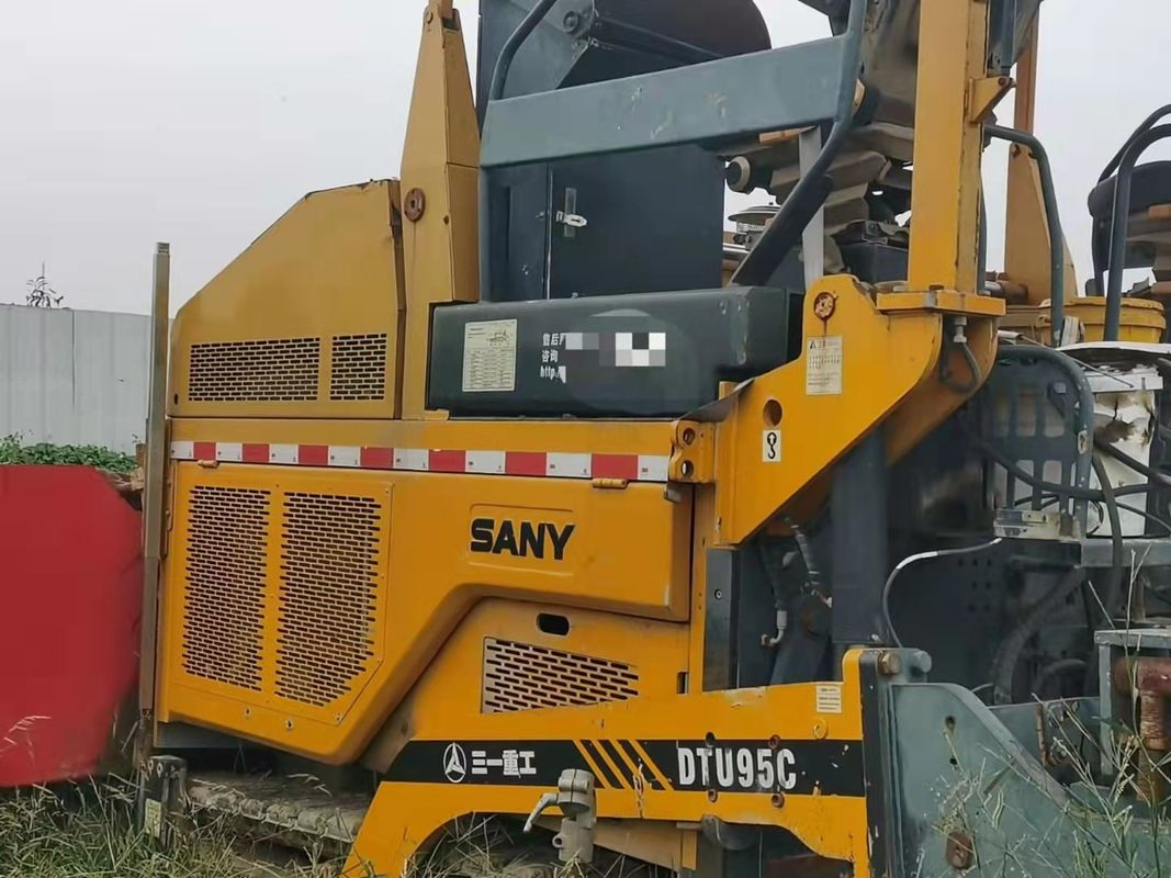 Twee-assige halve aanhangwagen SANY DTU95C voor het vervoer van zware of overgrote ladingen