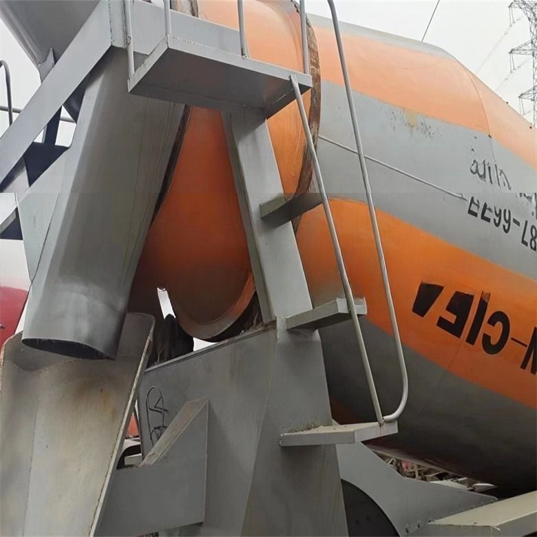 Bouwwerkzaamheden 6*4 Howo Cement Truck Mixer Met 371 pk 375 pk Mengvermogen