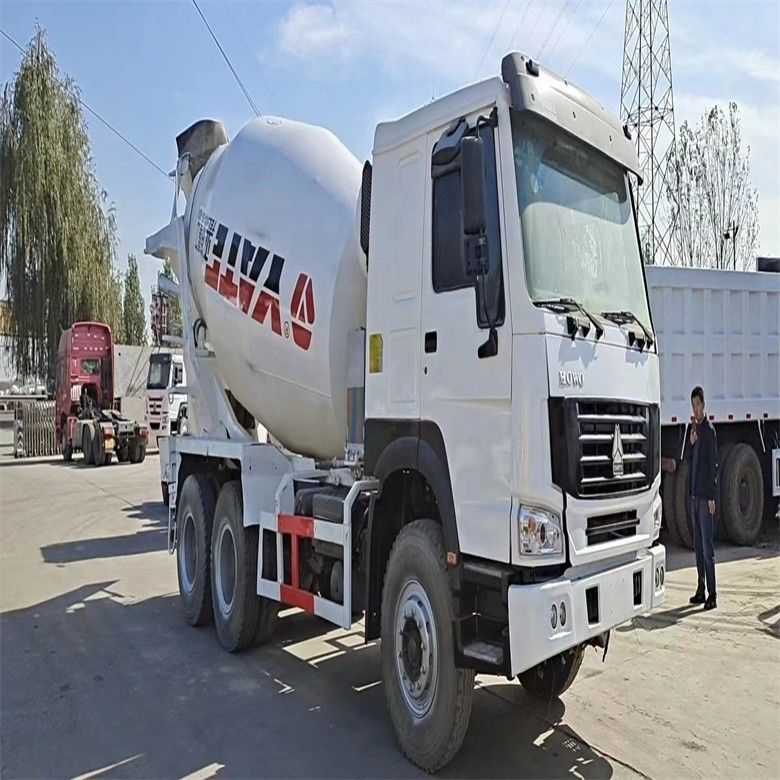 7M3/H Productiviteit Gebruikt HOWO Betonmixer Truck 6*4 371HP 375HP in goede staat