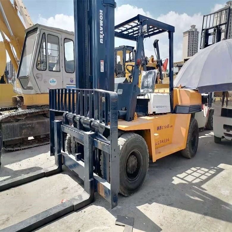 6D95L motor type Japanse vervaardiging Gebruikte 7 ton Komatsu vorklift in goede staat voor de detailhandel