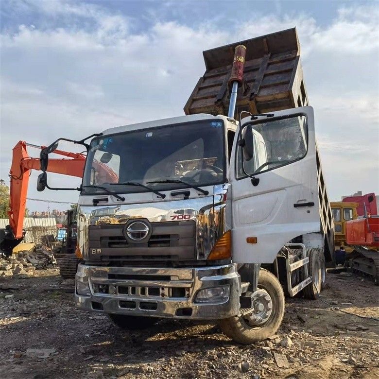 Tweedehands Japan Hino Gebruikte Dump Trucks Met YUCHAI Motor In Werktijden 2020