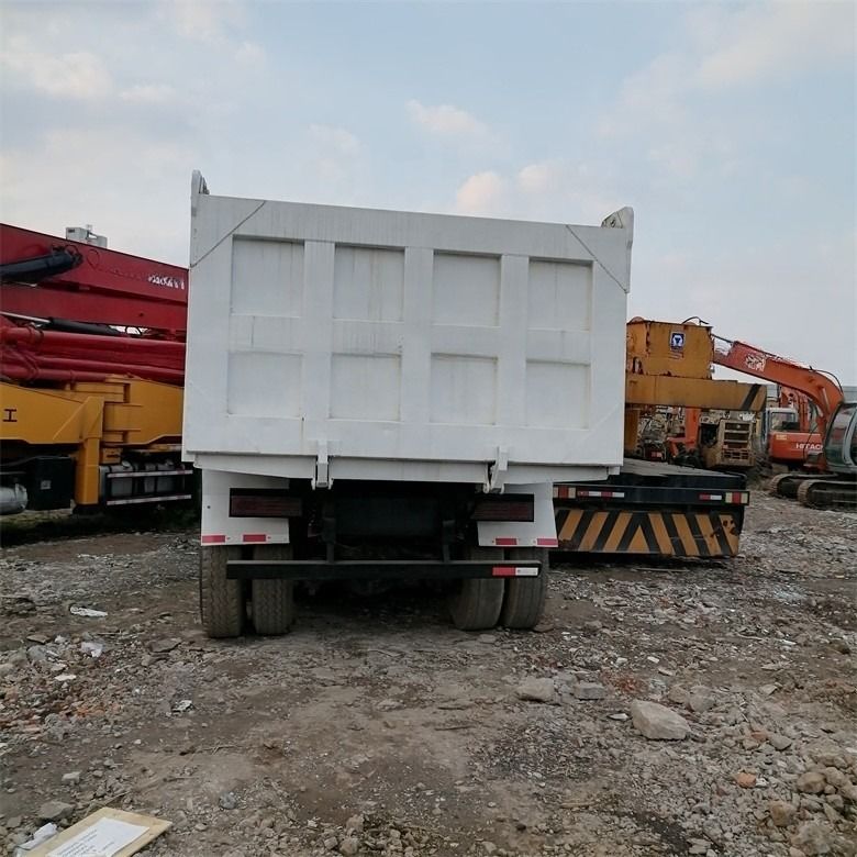 Tweedehands Japan Hino Gebruikte Dump Trucks Met YUCHAI Motor In Werktijden 2020