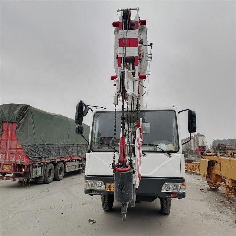 Zoomline QY25V 25 ton wegkraan in uitstekende staat met 1900-2000 werkuren