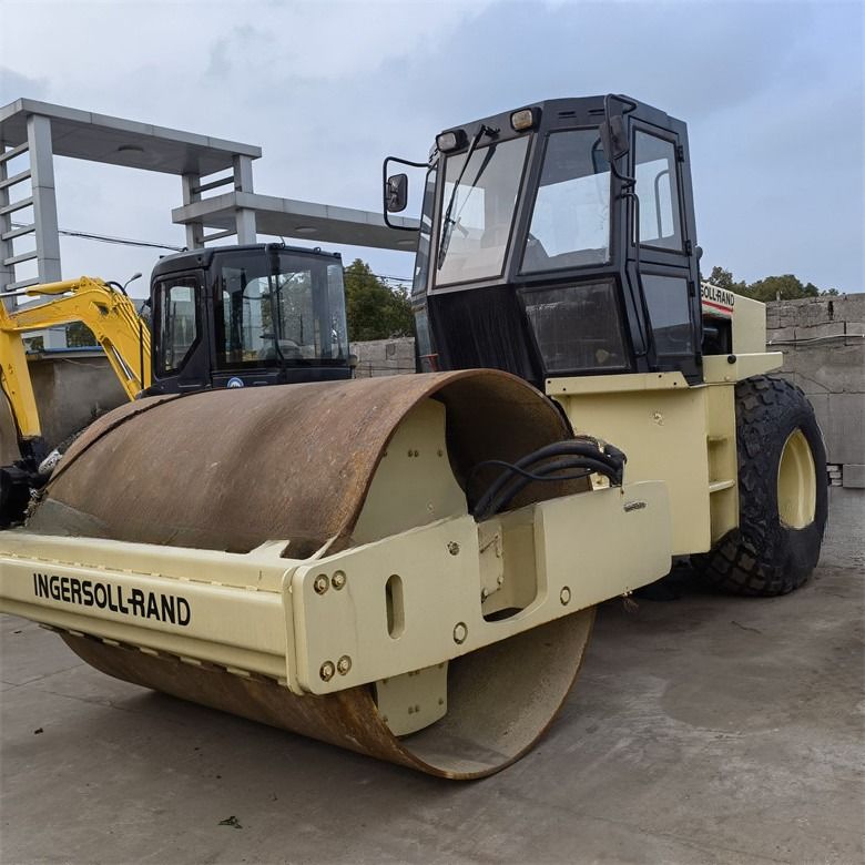 Amerika geïmporteerde originele Ingersoll-Rand SD100 wegmachines gebruikte single drum roller