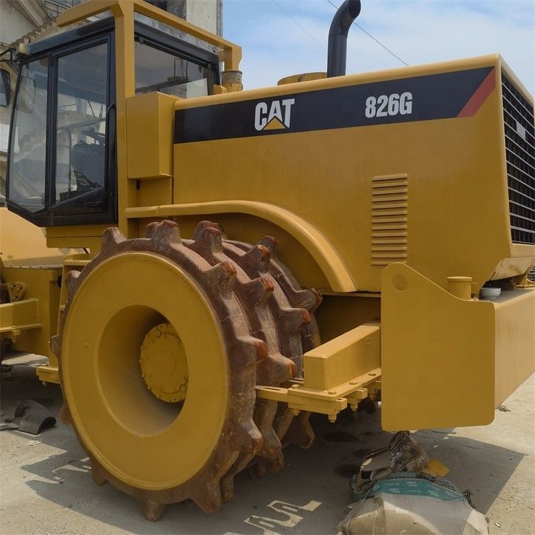 35 ton gebruikte Caterpillar Cat 826G compactor in uitstekende staat originele kleur Japan