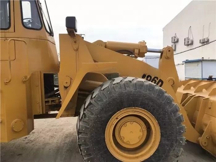 Hoog vermogen Japan tweedehands Cat 966D-lader in goede staat voor zwaar werk