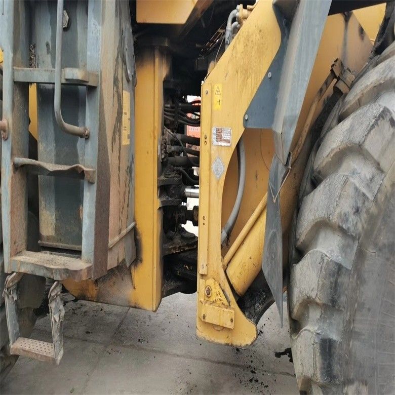 Gebruikte 12 ton Komatsu WA600-3 wiellader 600 model zware voorhoofdlader WA600-6
