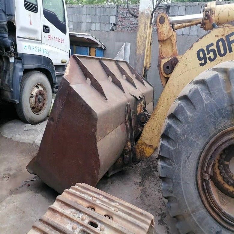 Caterpillar 950F 17 ton wiellader met een verplaatsing van 6,6 liter en 3200-3300 werkuren