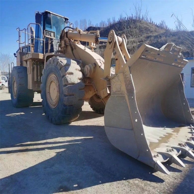 Gebruikte Caterpillar CAT 988G 988 50 ton wiellader met max. ontladingshoogte 4,46 m