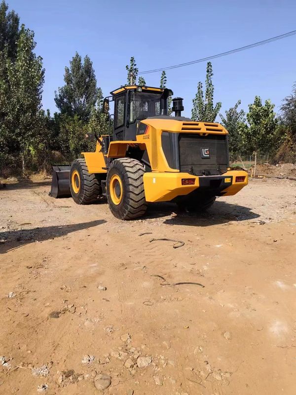 Liugong 856H 5 ton wiellader 6 cilinders 1,8-5,6 m3 emmercapaciteit voor 1 jaar