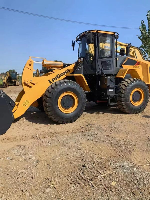 Liugong 856H 5 ton wiellader 6 cilinders 1,8-5,6 m3 emmercapaciteit voor 1 jaar