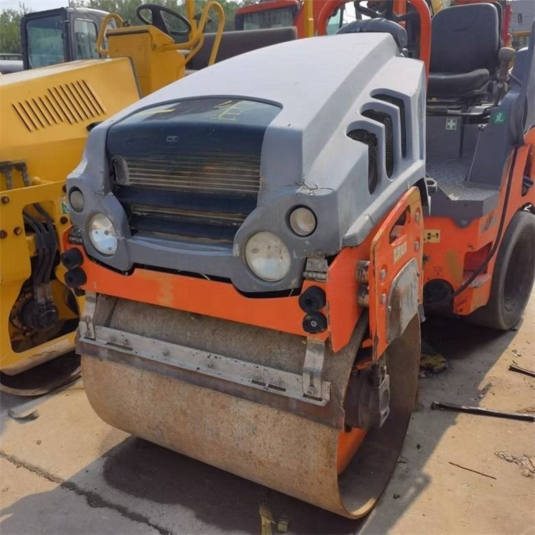2.5 ton Gebruikte Hamm Roller Compactor HD35VT in originele kleur met een opwekkende kracht van 28KN