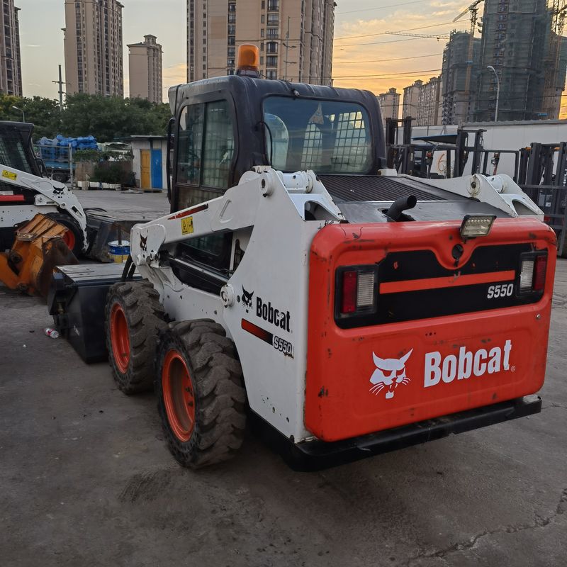 Verplaatsbare wiel- en stuurladder BOCAT S550 Gebruikte ladder voor bouwwerkzaamheden