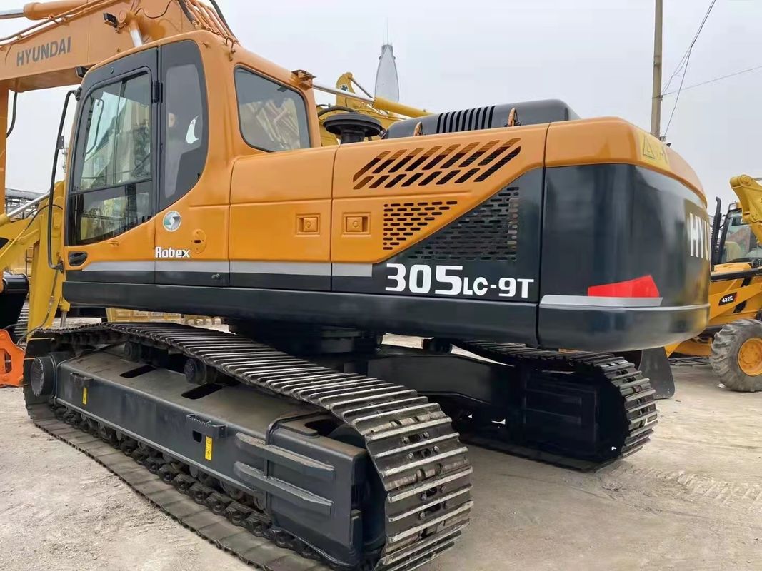 30 ton. Klaar voor het werk en ervaren. Koreaanse Hyundai 305 in goede staat.