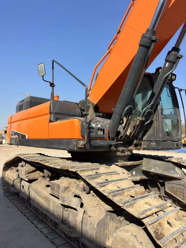 Gebruikte Doosan DX560LC Crawler Excavator te koop