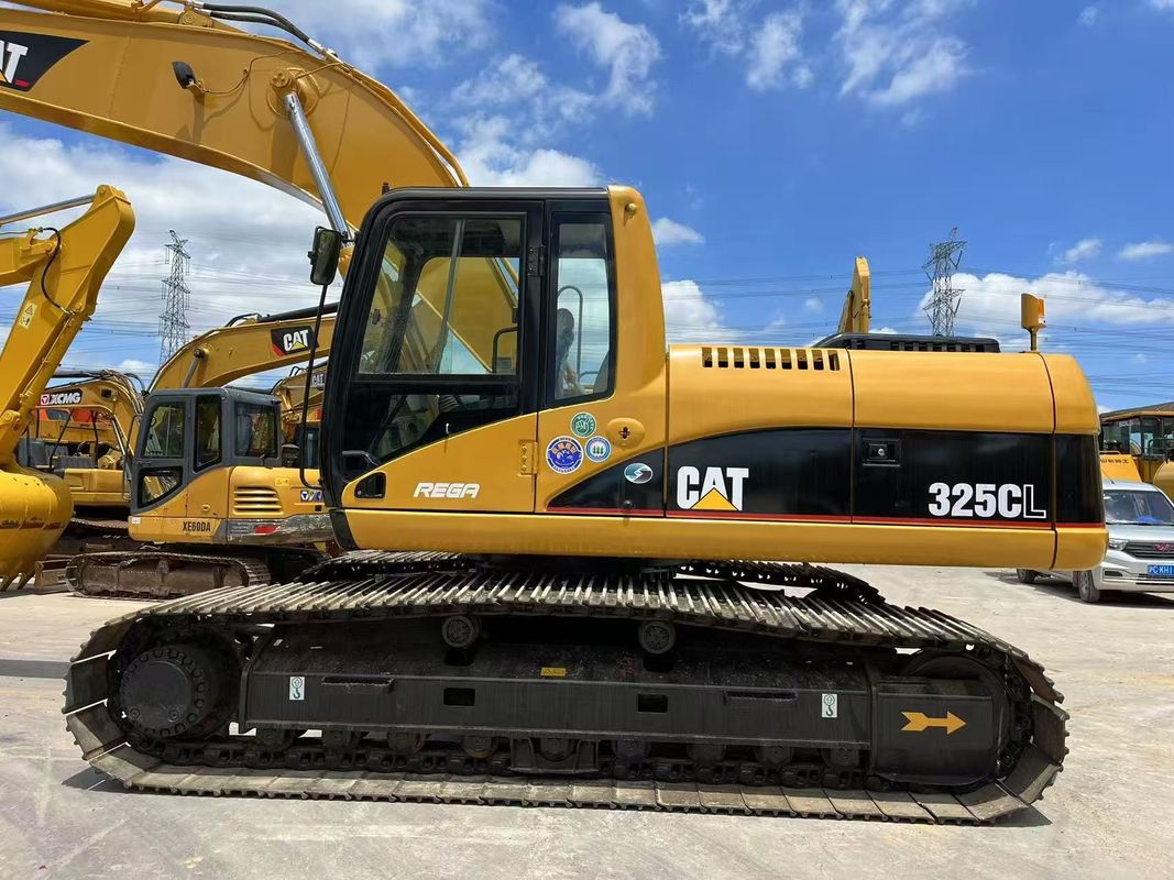 Gebruikte CAT 325CL graafmachine betrouwbare tweedehands Caterpillar 325CL met 9,6m transportlengte