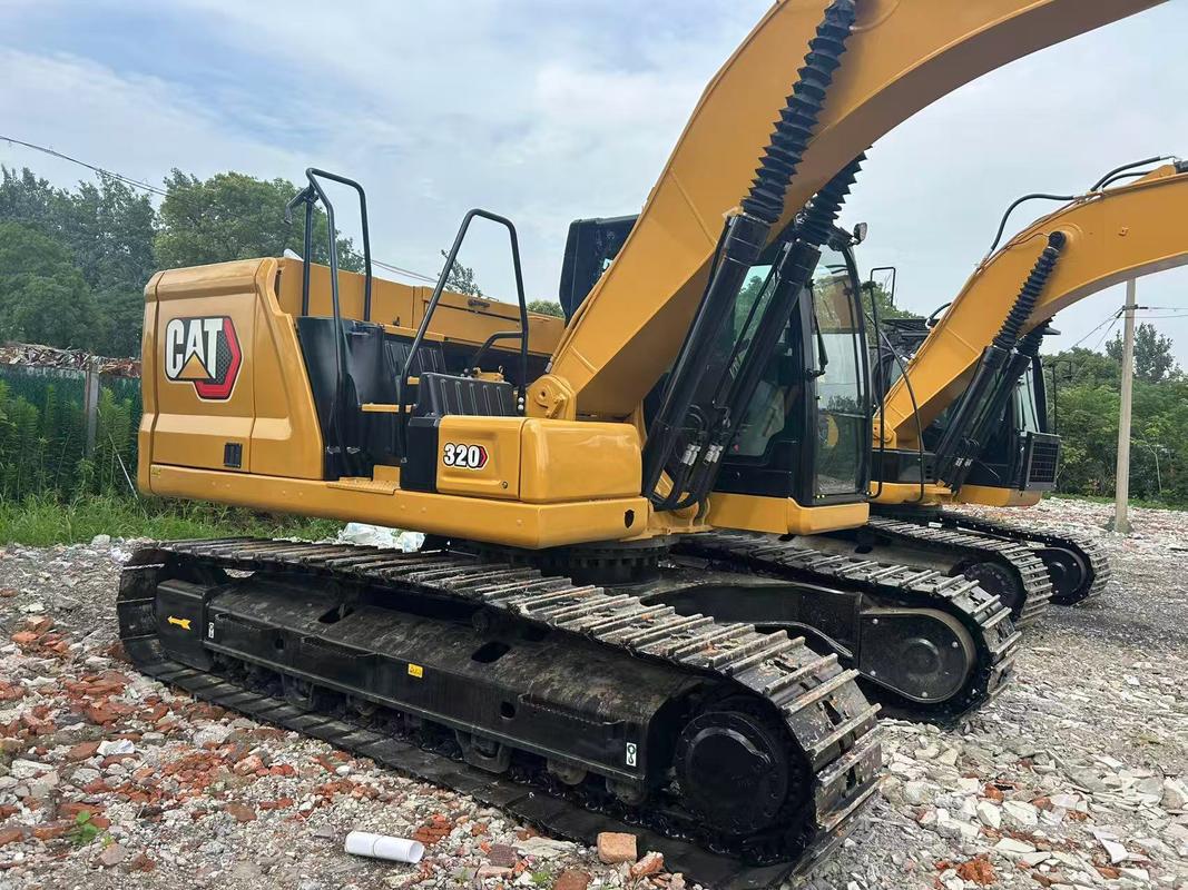 Gebruikte CAT 320 Rupsgraafmachine Transport Hoogte 2,96 M 22,5 T